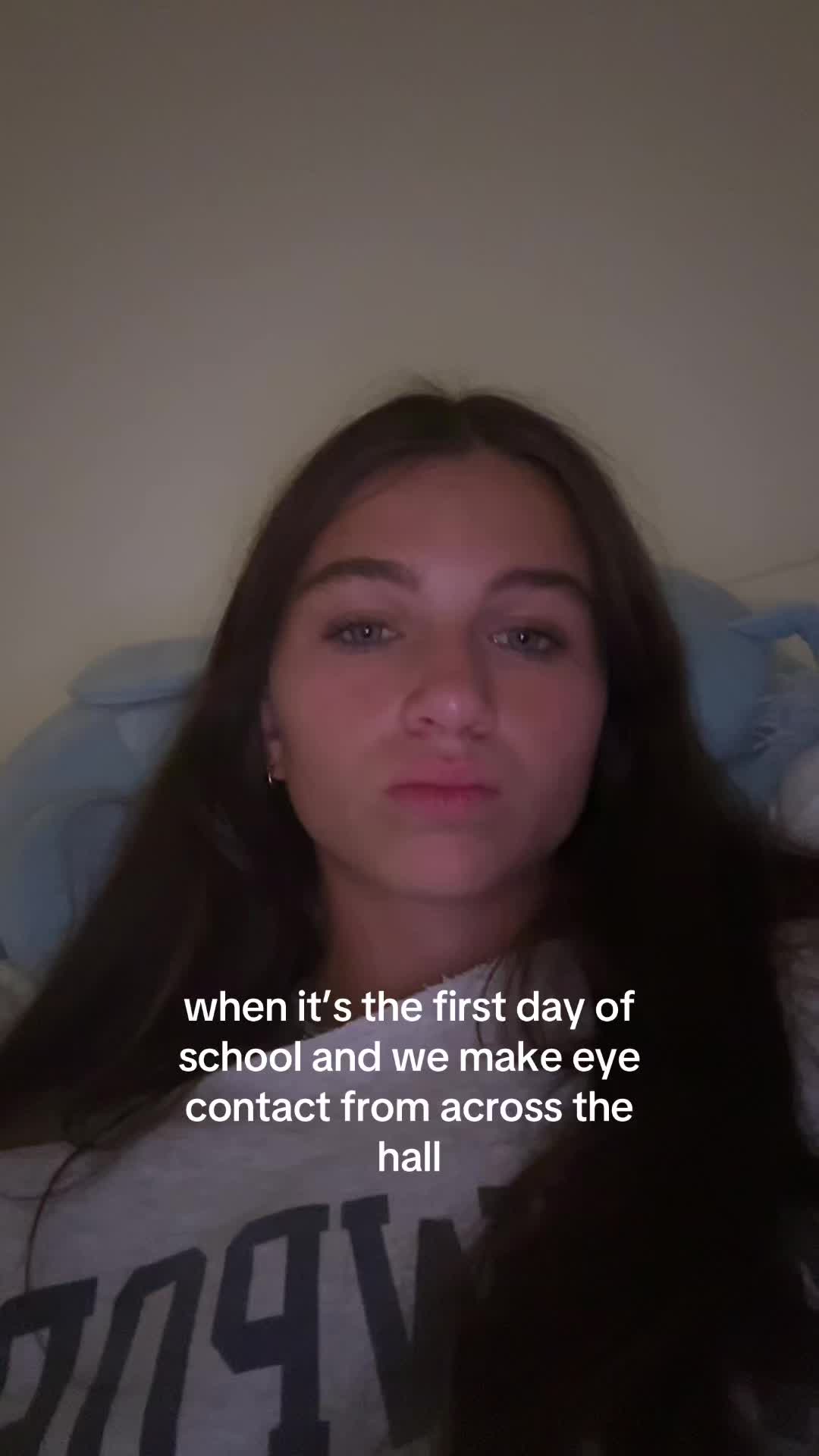 @🫢