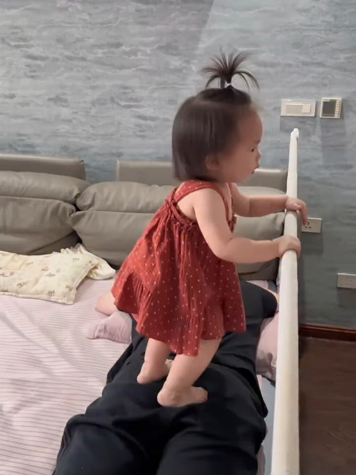@Em b&eacute; của Mẹ