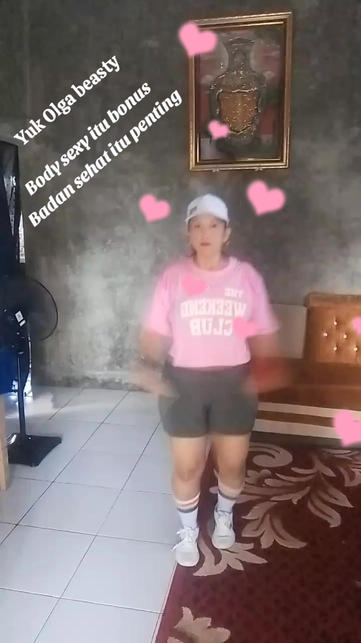 @Nella Karmilla