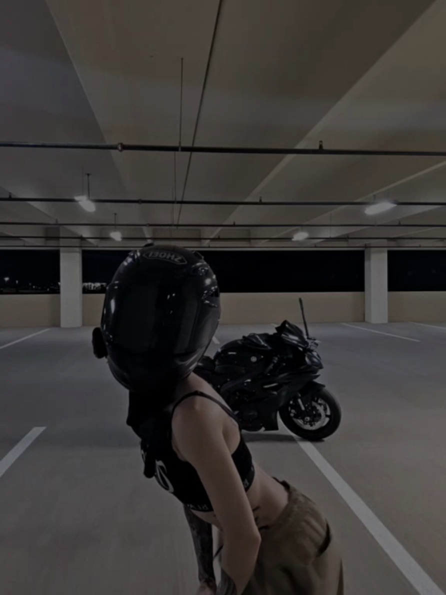 @Sabrina Катя 🏍️ Biker
