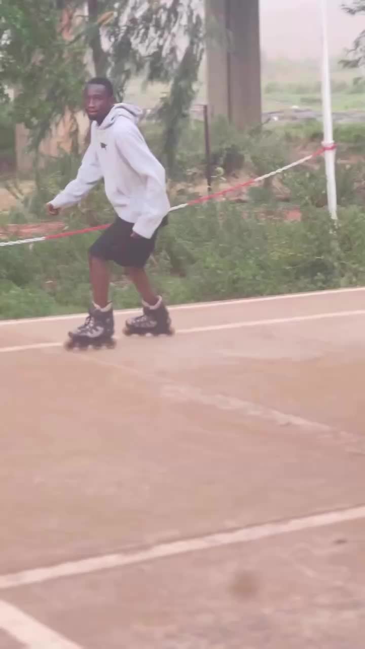 @Skate b luxury wears
