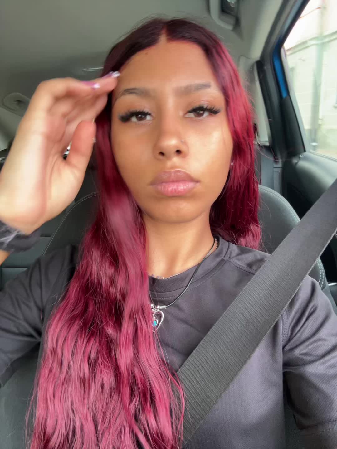 @👹