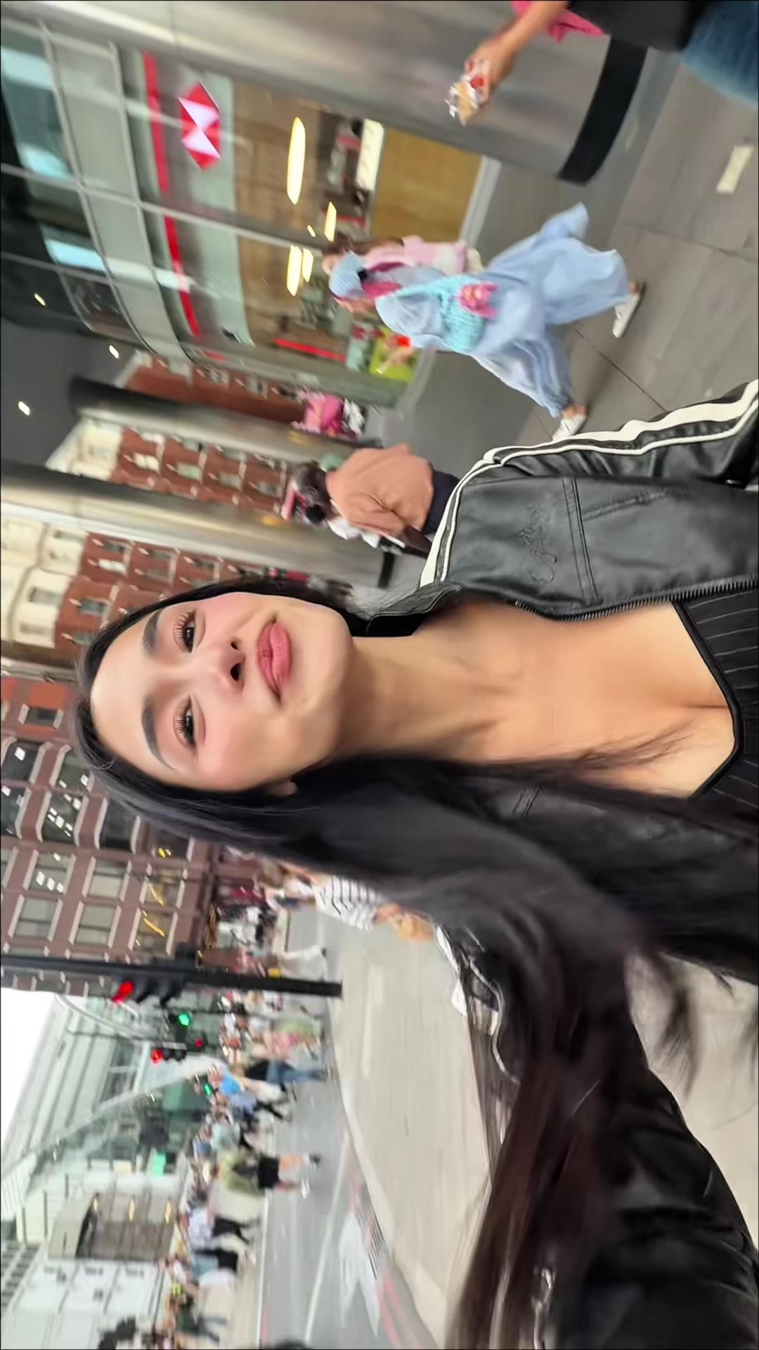 @NicoleBorromeo1
