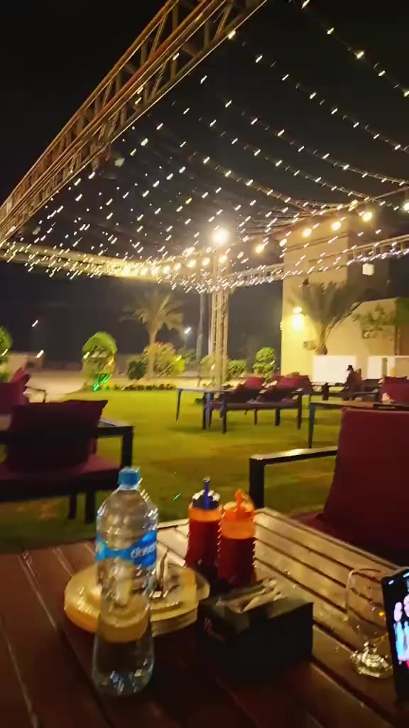 @chandni 💋❤️🍷