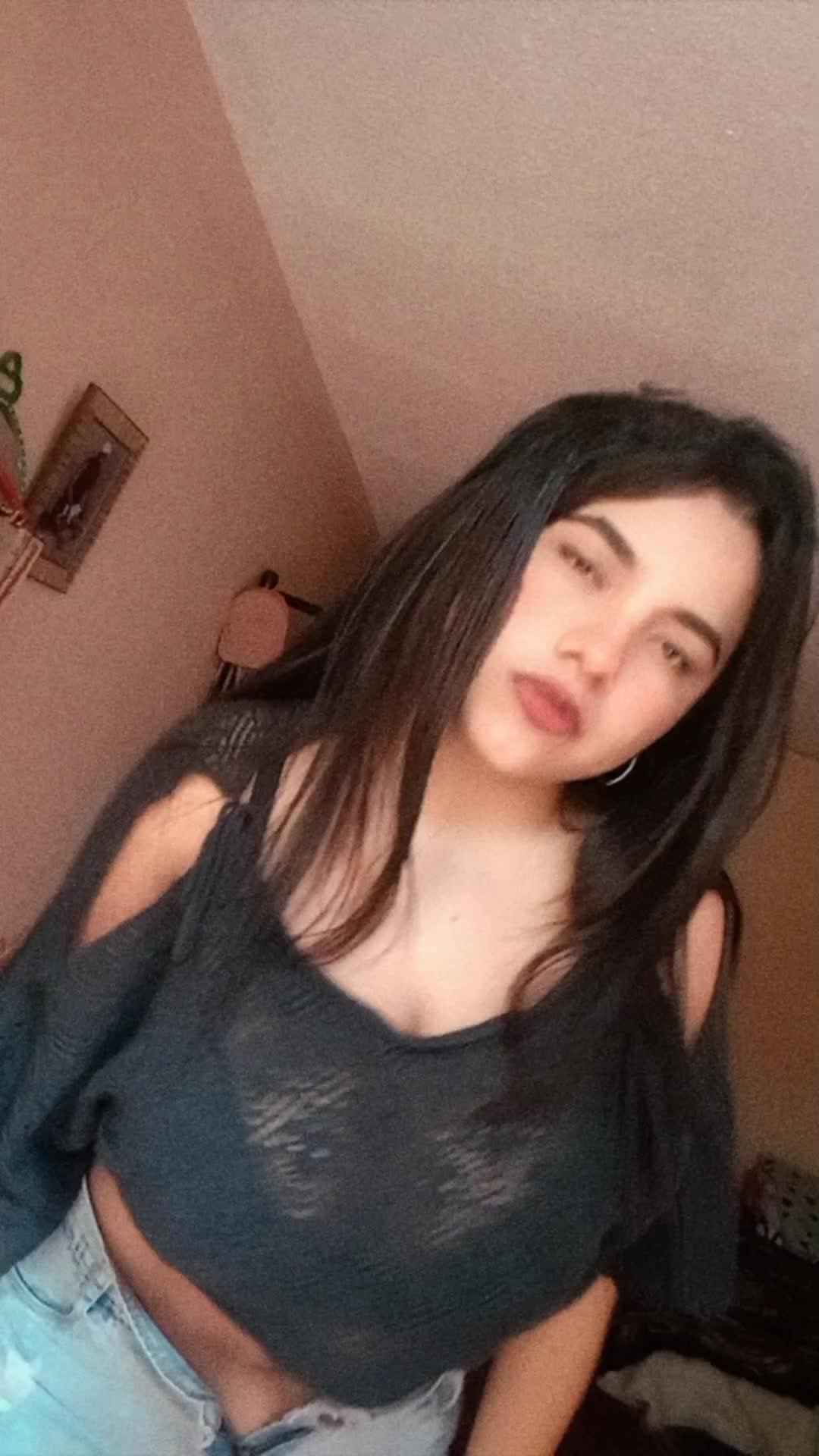 @Ariana García