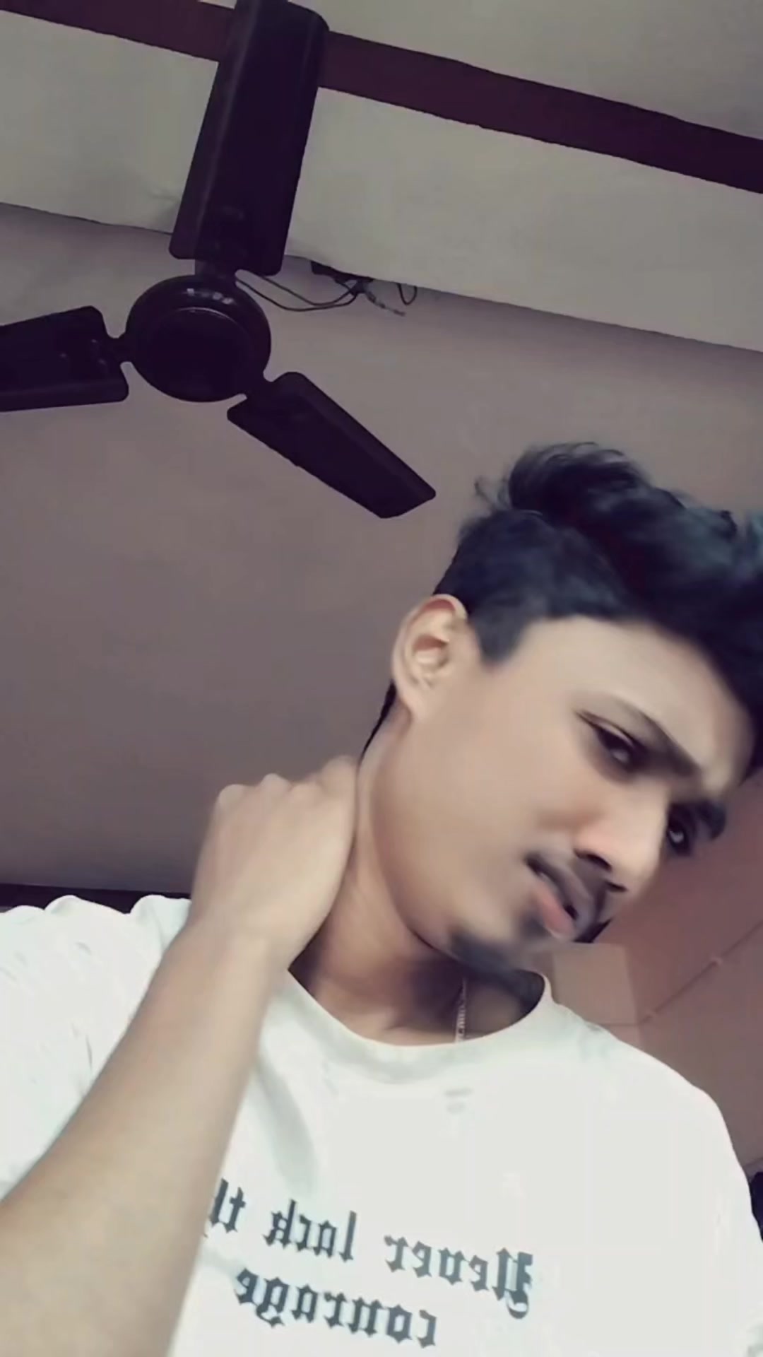@𝓚𝓻𝓲𝓼𝓱𝓷𝓪 𝓚𝓾𝓶𝓪𝓻