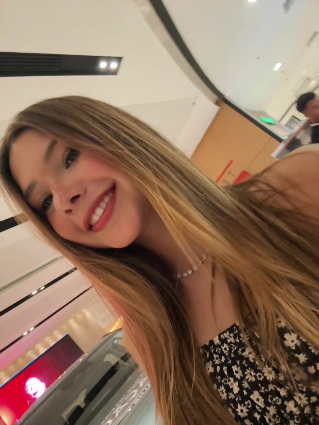 @jujuamancio