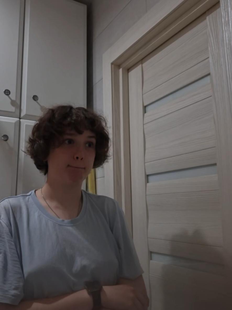 @тгк: собака в антракте