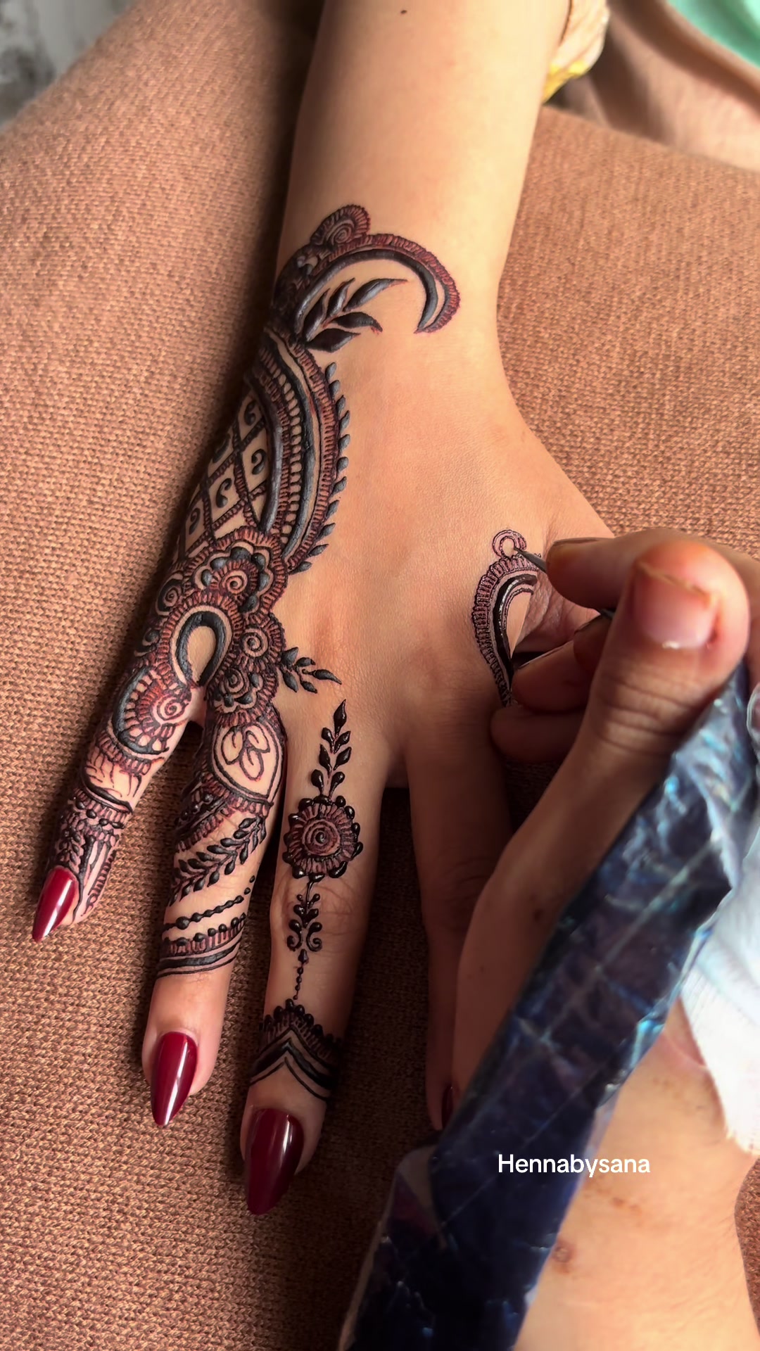 @henna by sana 809