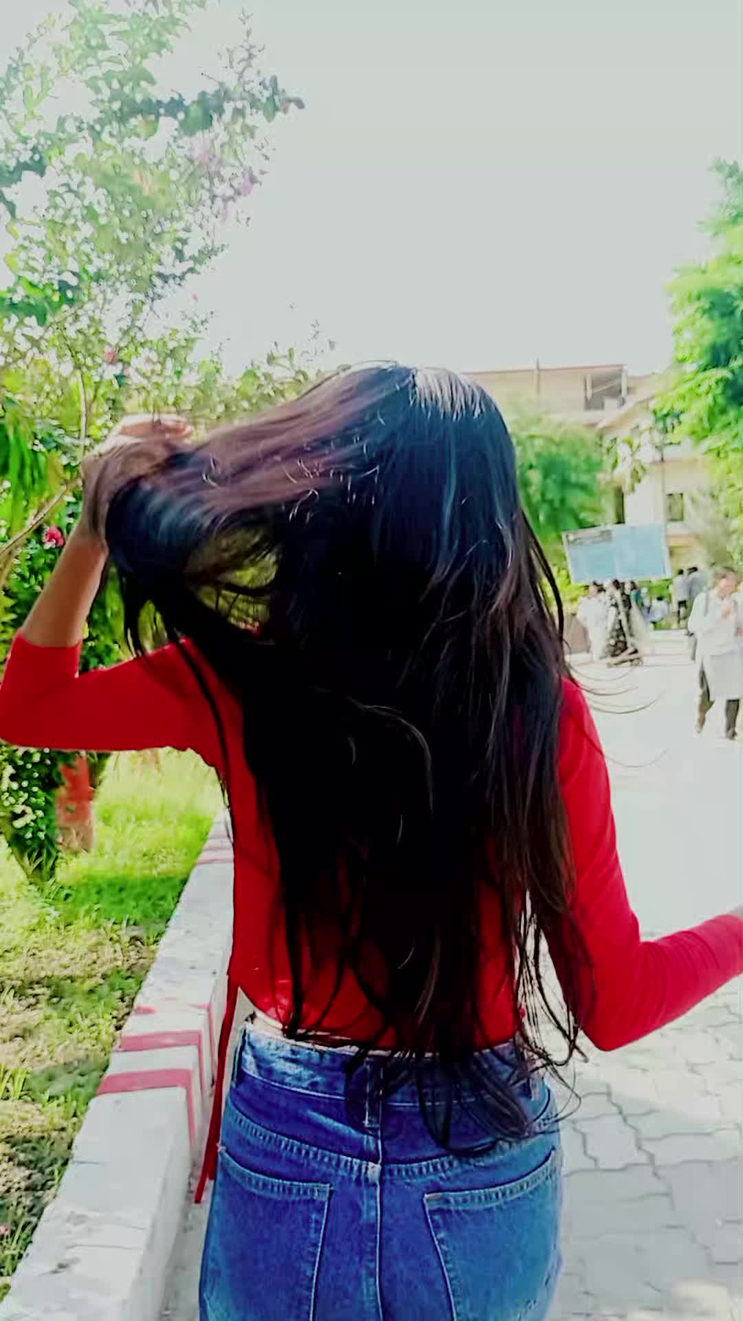 @rakhi thakur🌸🕊️