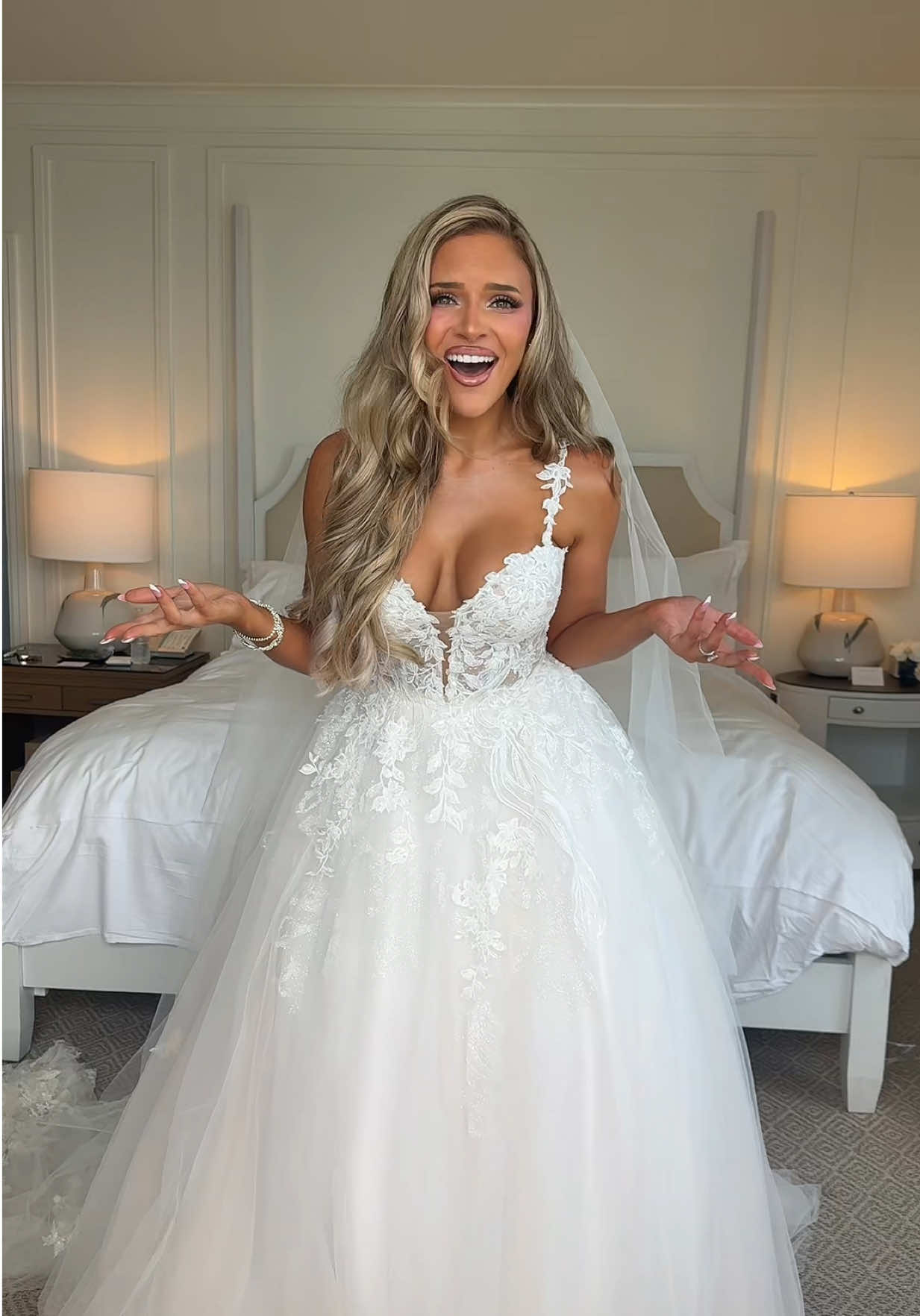 @Hannahbrookesanders