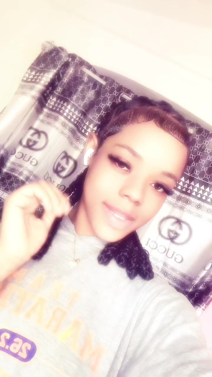 @Leighhh🥺🍀”!