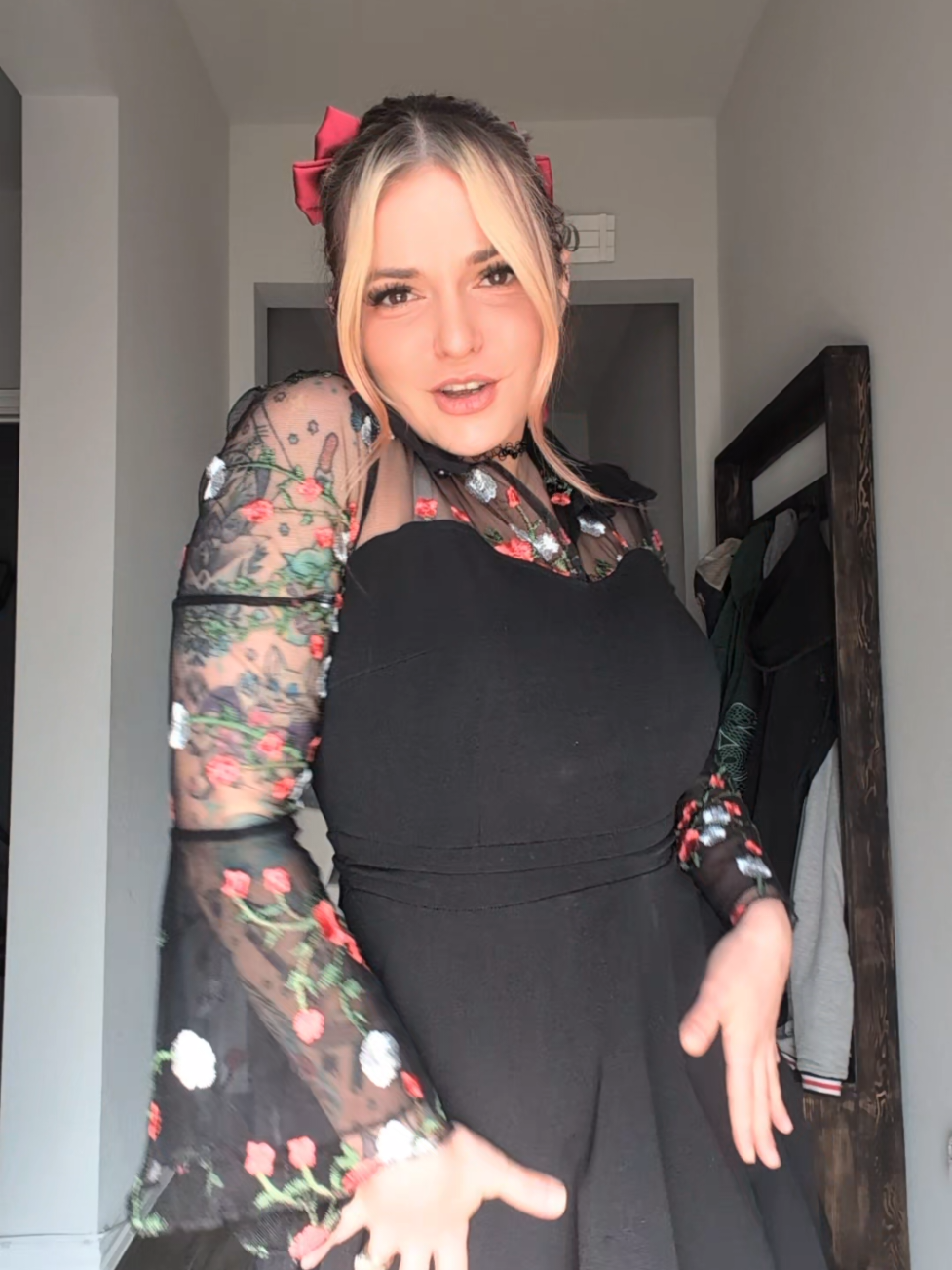 @BibbidiBobiBoo | Streamer