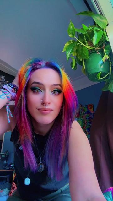 @thatrainbow_girl🌈✨🧿