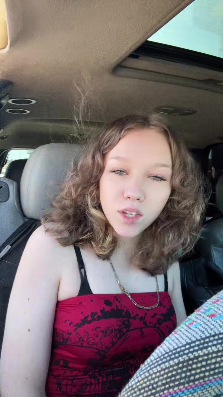 @Jasmyn R