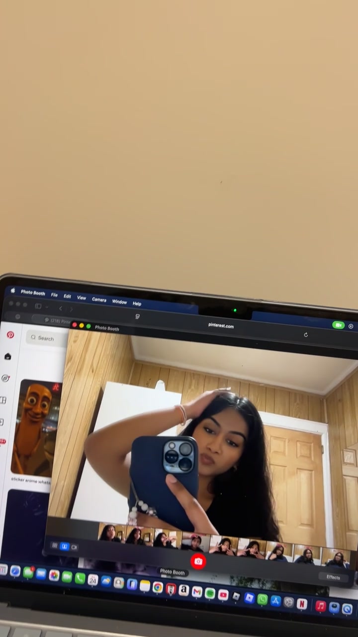 @aninditaa
