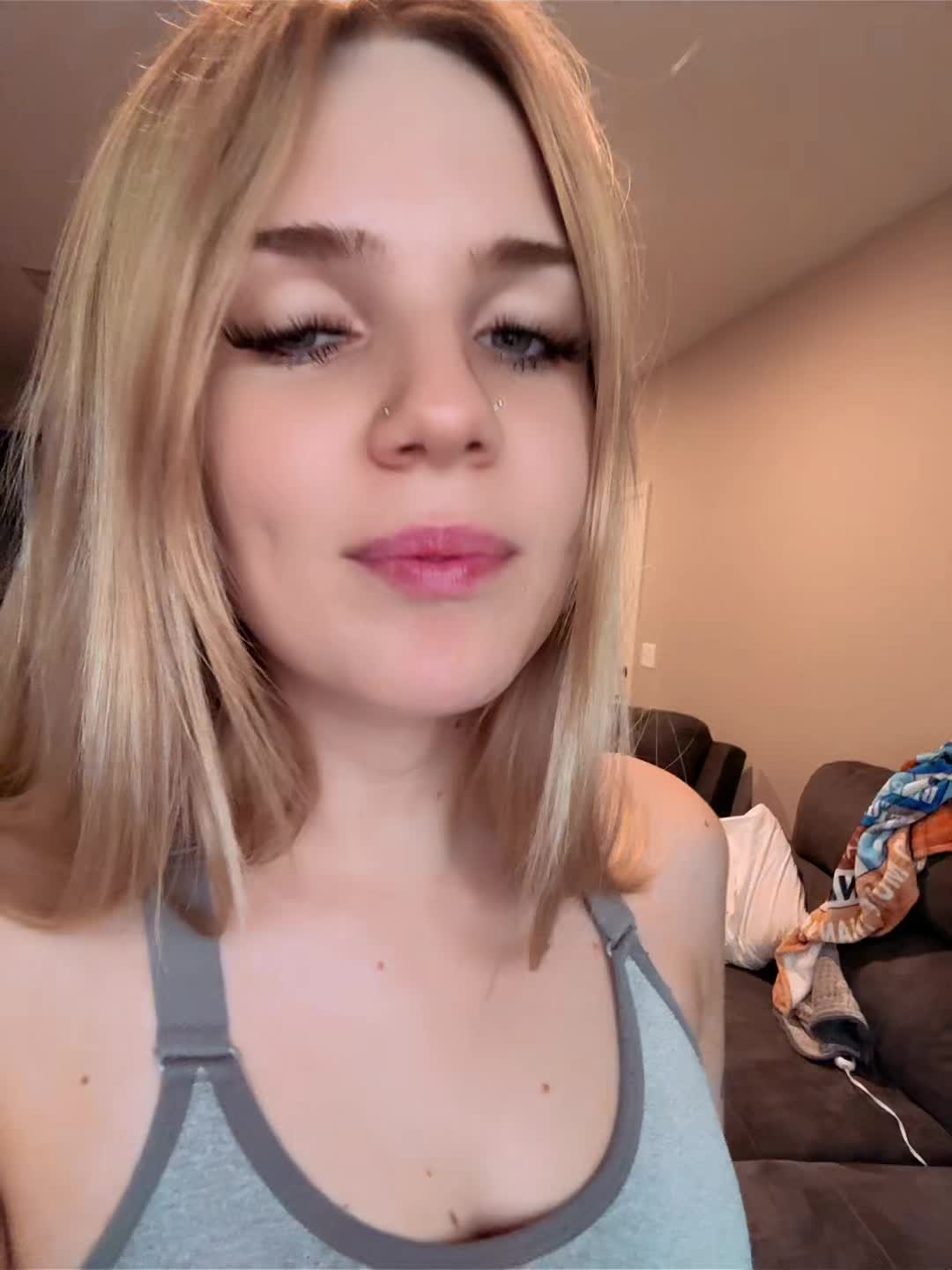@t a y y 🫶🏻