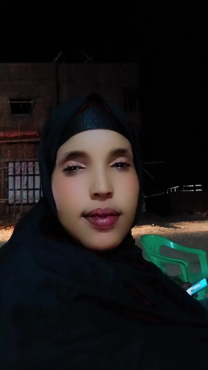 @Ayeeyo Xaliimo