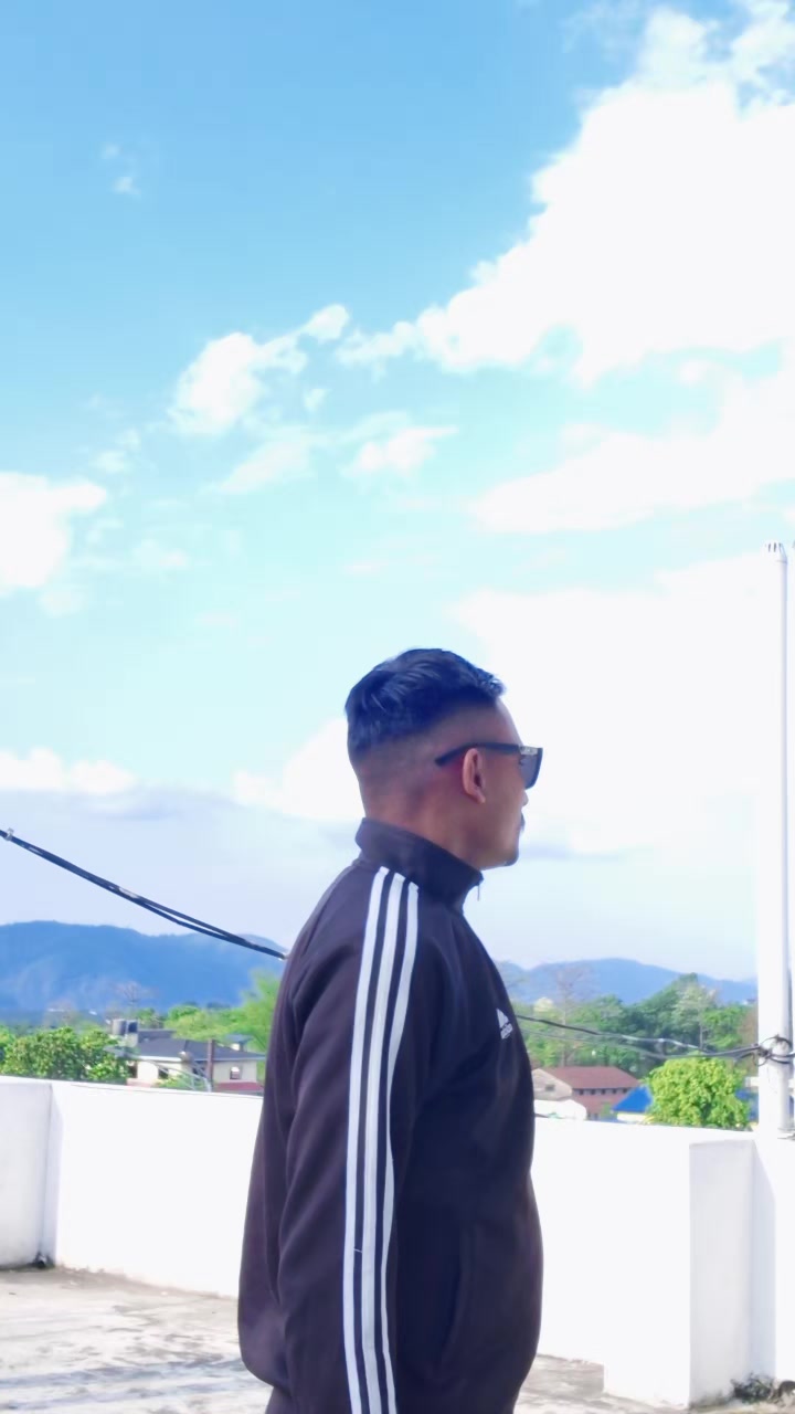@C_HheTri-KiNgS