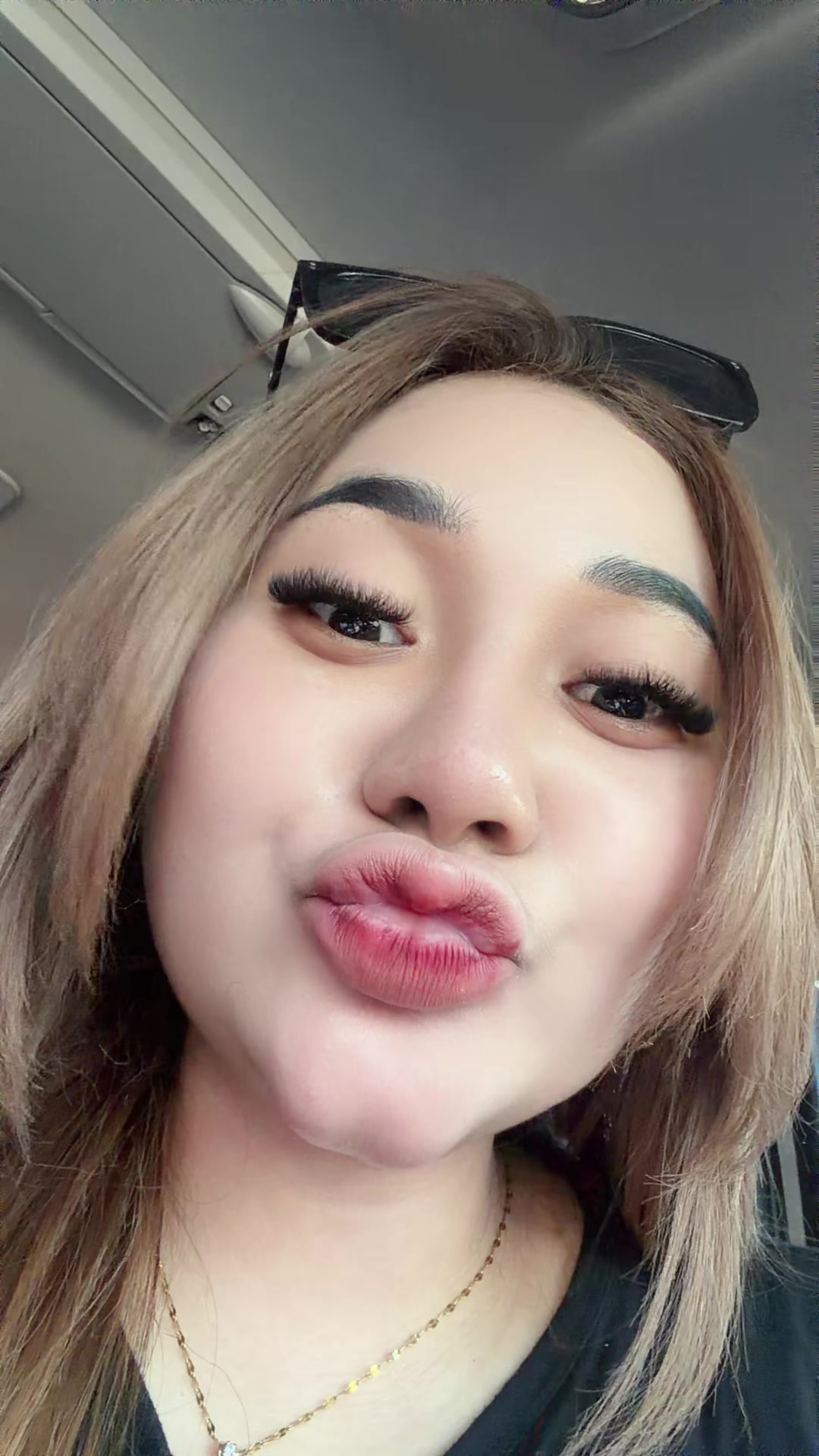 @inisintottyy