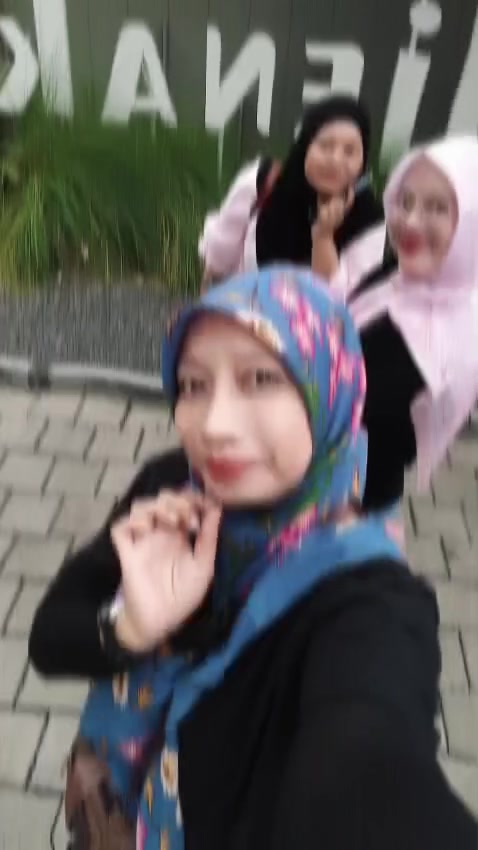 @Yuli_Istri