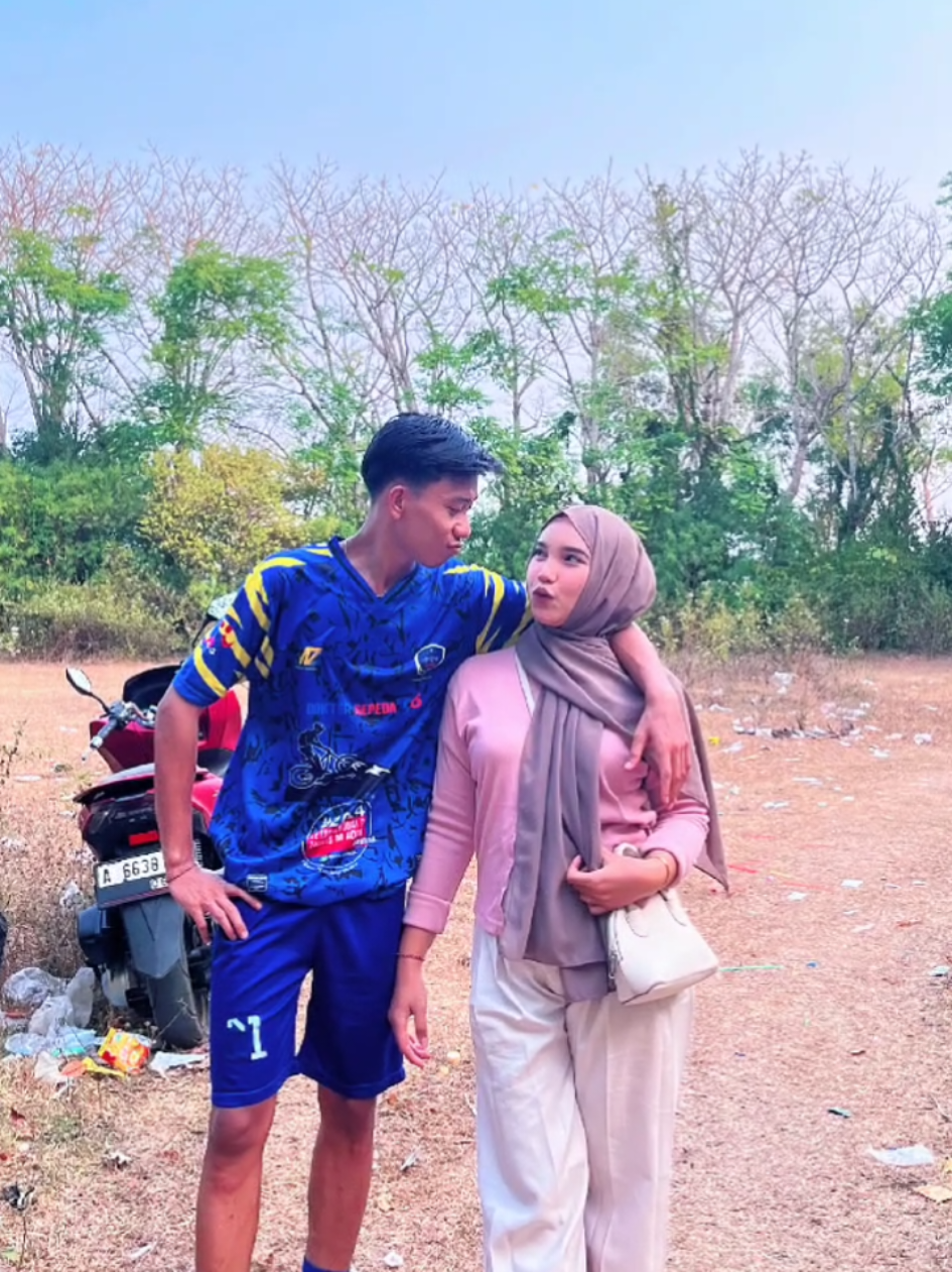 @hi, ini nia