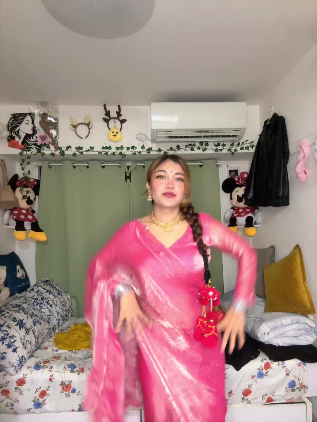 @POOJA🍀💗