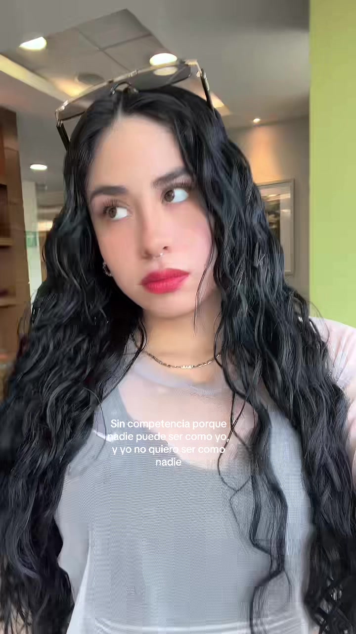 @❤️SARI MILLS ❤️