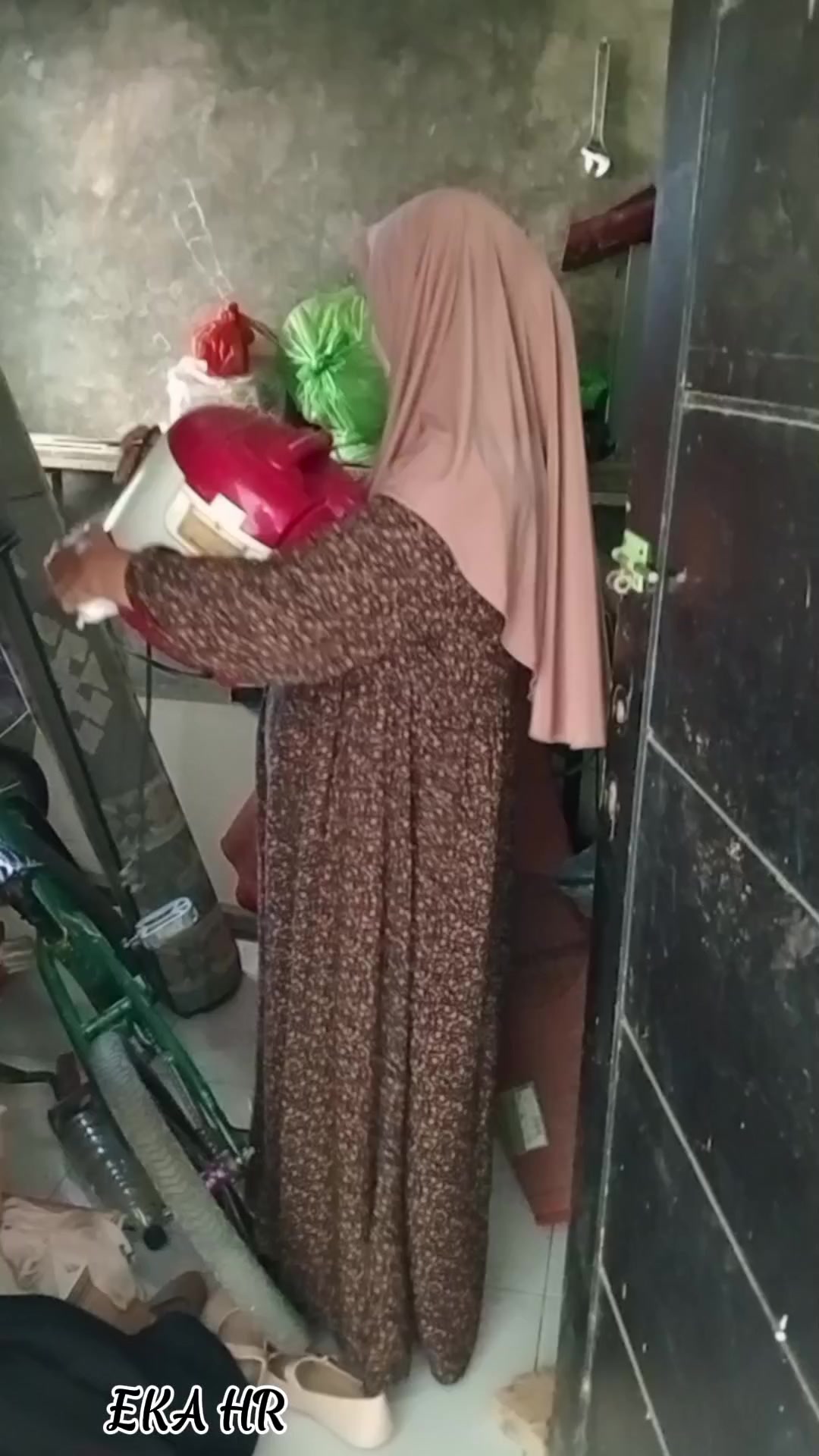@Eka Harianti268