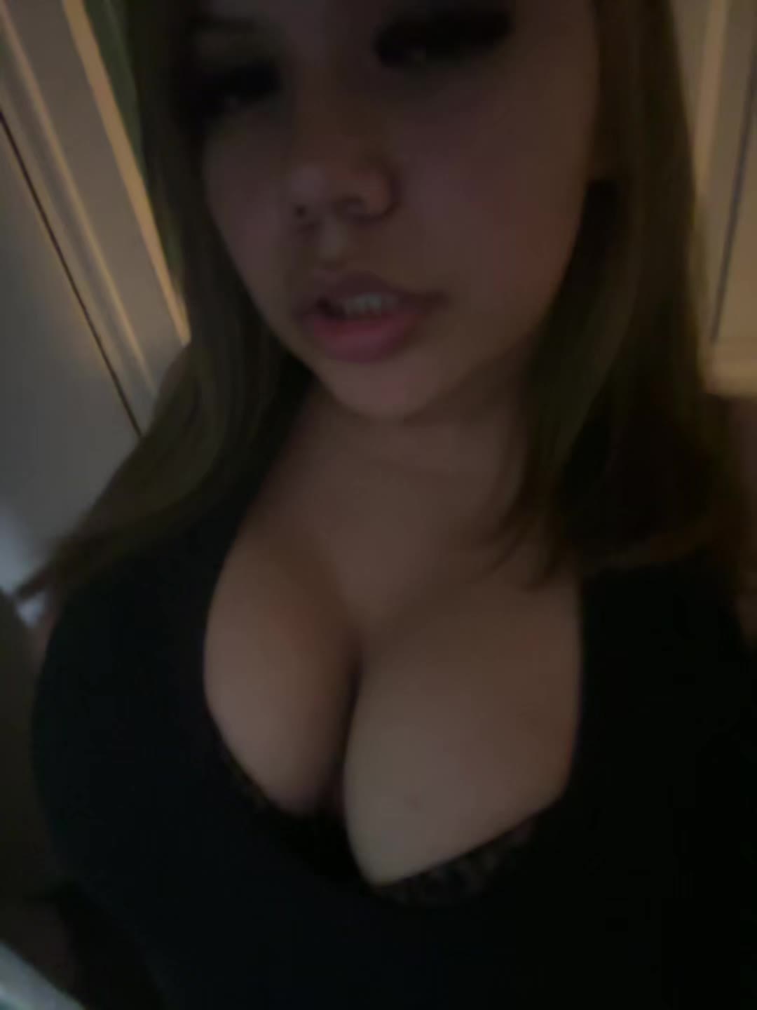 @️