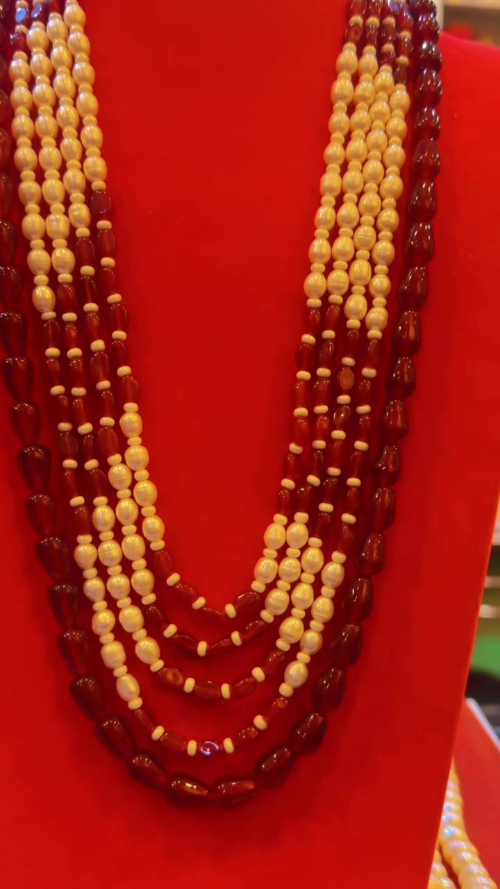 @🧿Divya thakuri 🧿( designer )