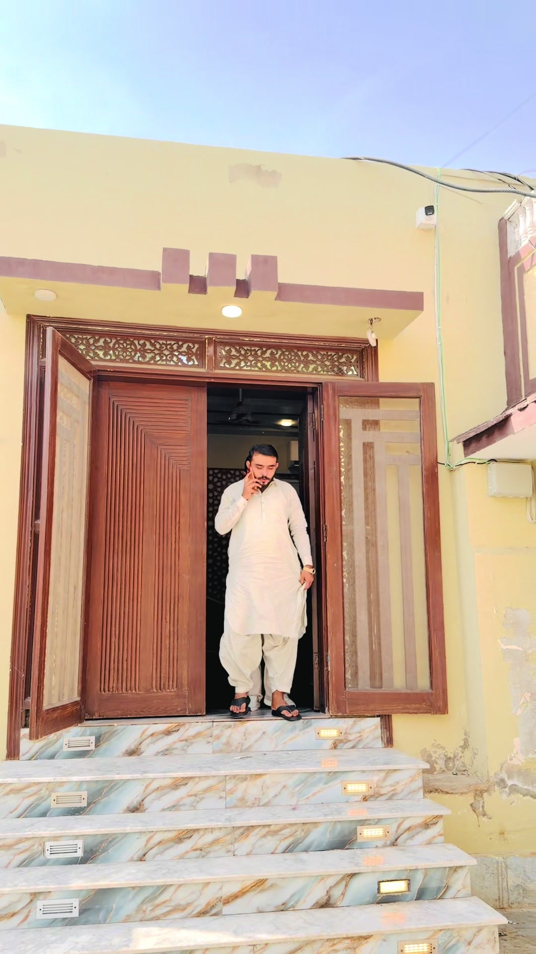 @Raees ISLAM MARI🇱🇾