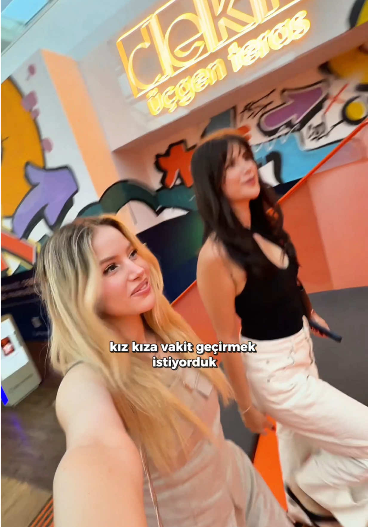 @Selen Nalbantoğlu