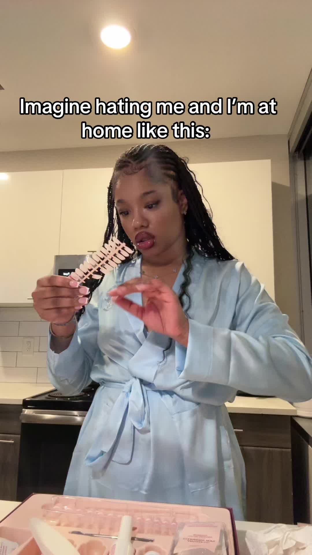 @manipostswhatever