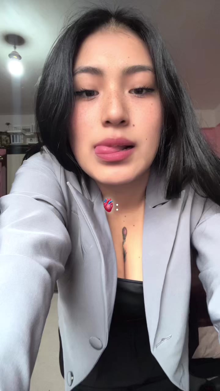@Y U 🌷