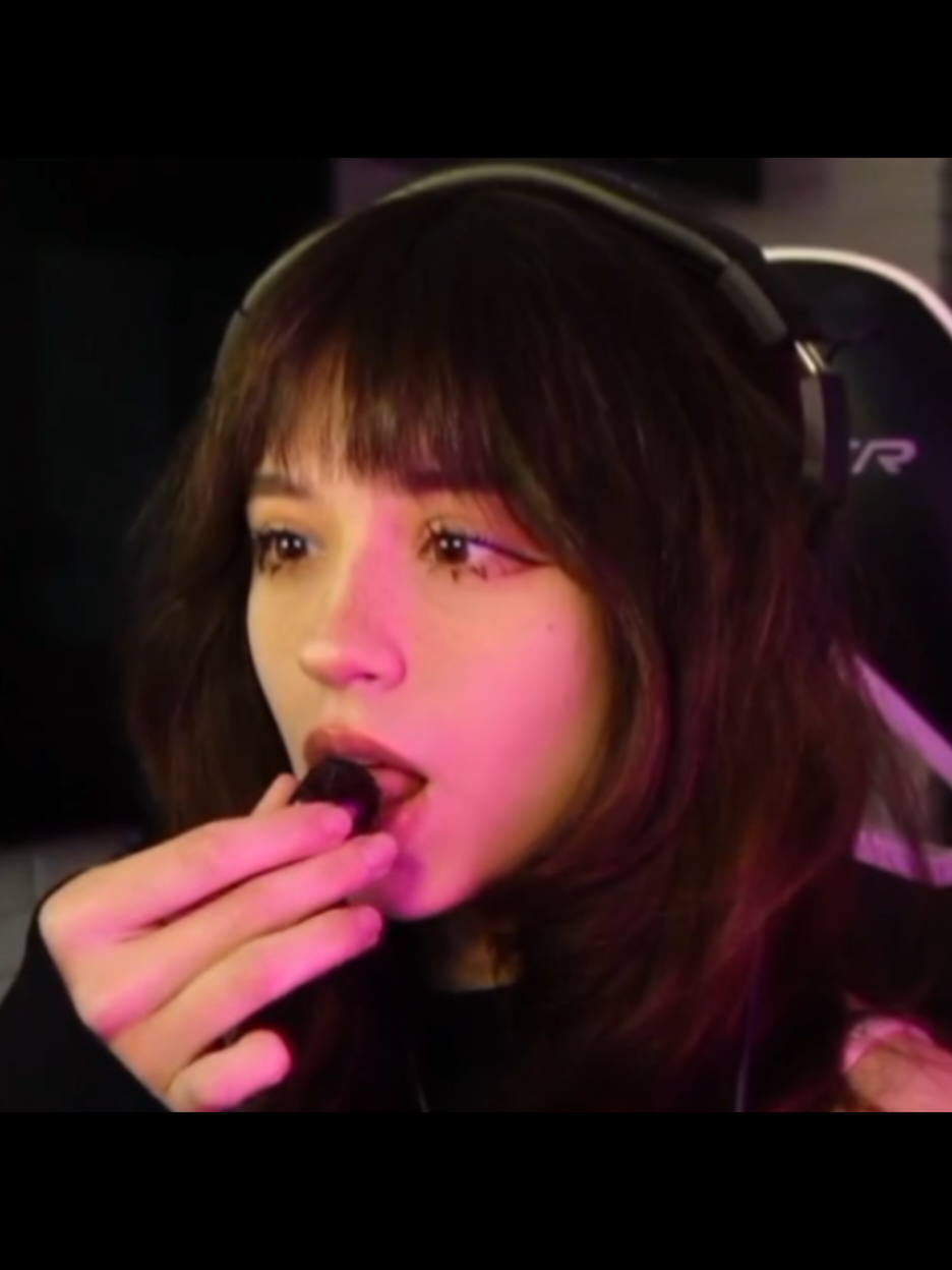 @Twichgirlclip
