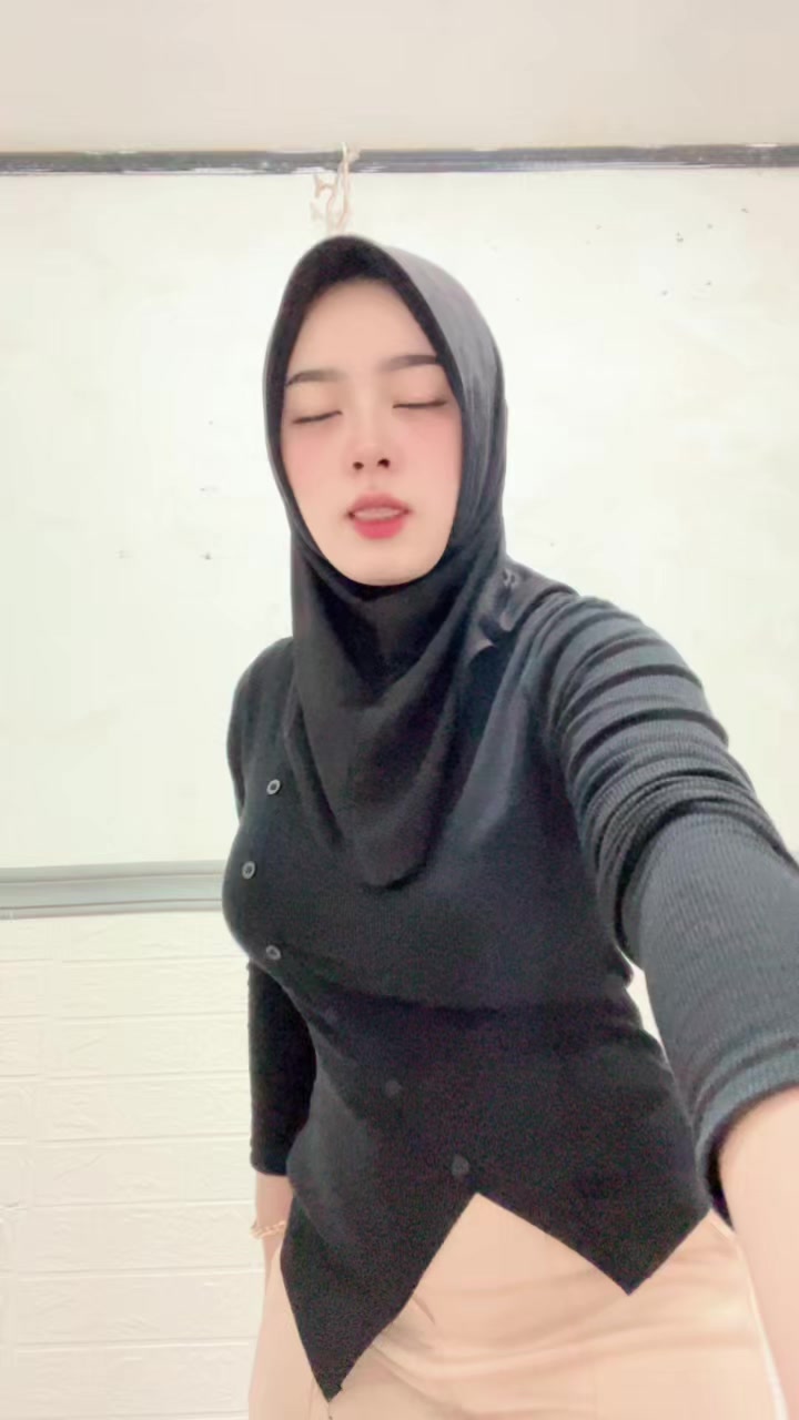 @_dedeyaww