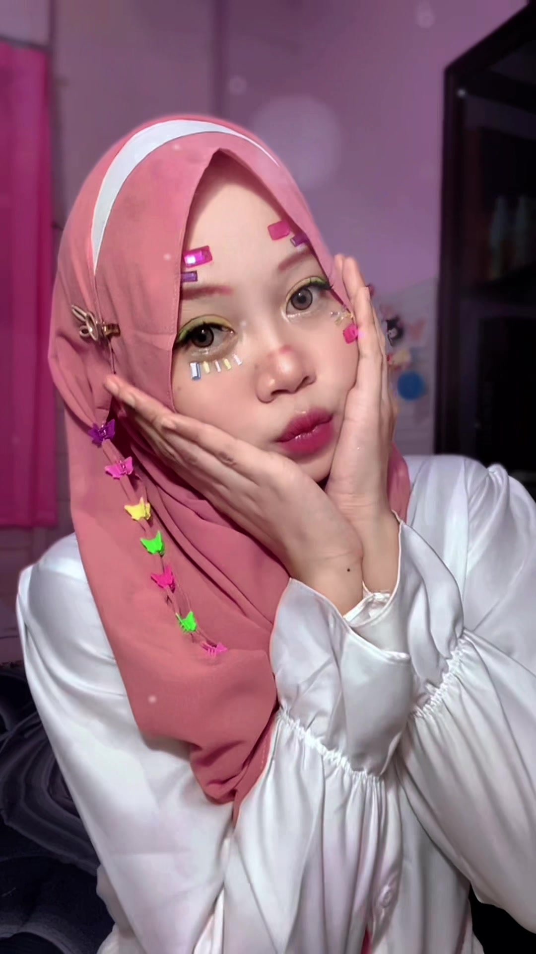 @Liaaa a nya tiga