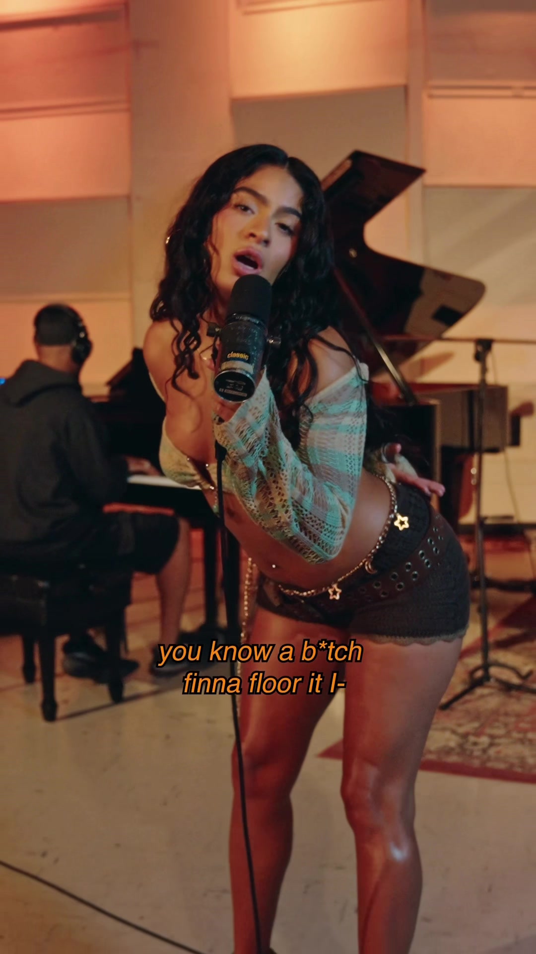 @Jessiereyez