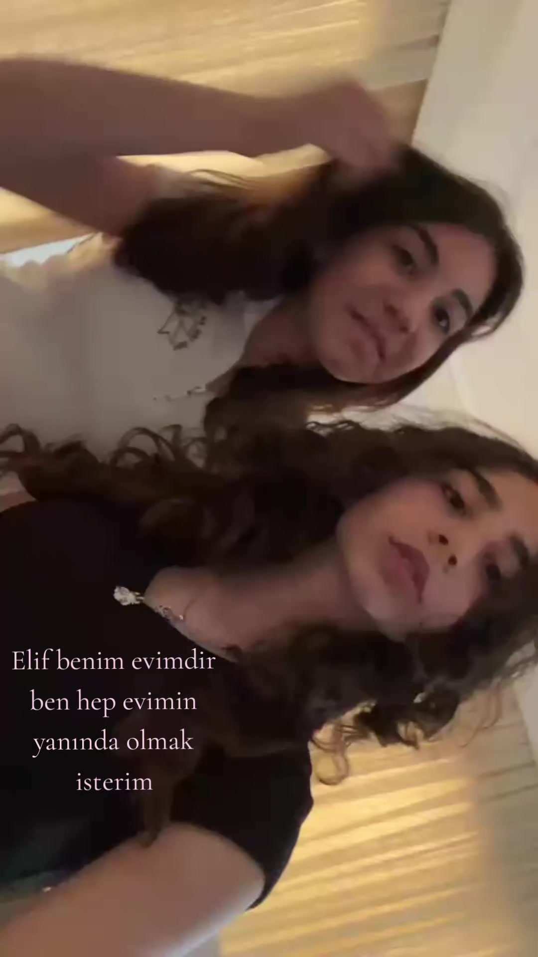 @𝐁𝐞𝐬𝐭 𝐓𝐰𝐢𝐧𝐬 👯♀️
