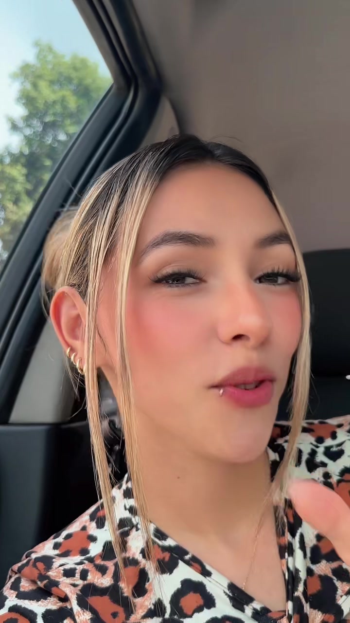 @Paola López