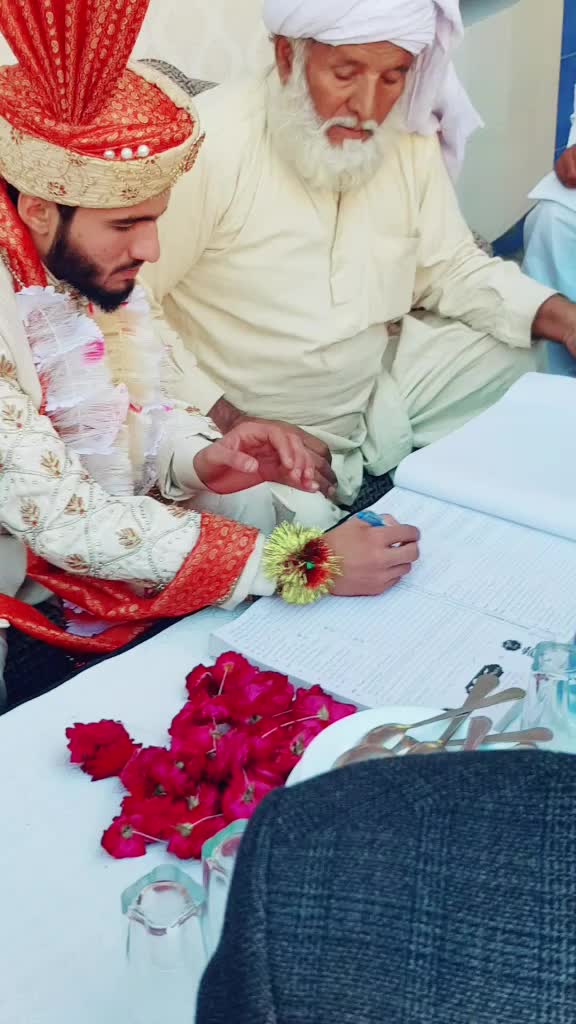 @khana zada ❤🖤