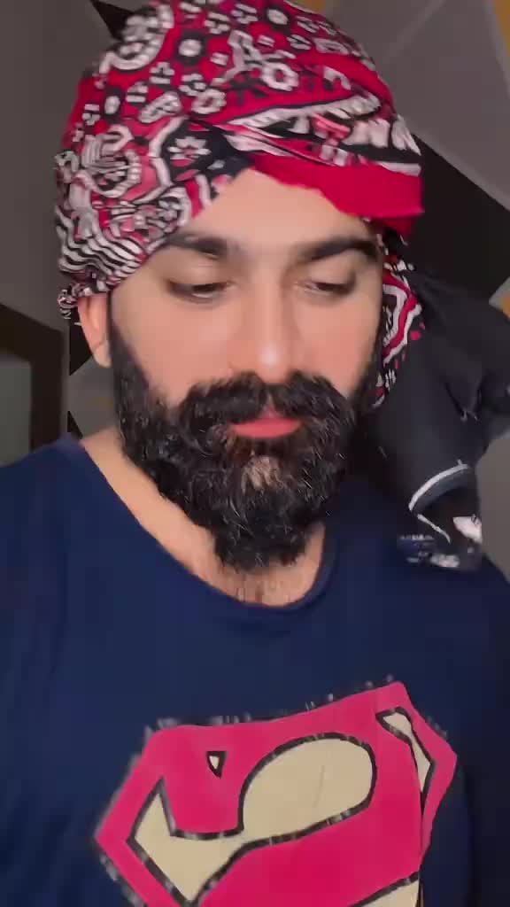 @Husnii_bawa1991
