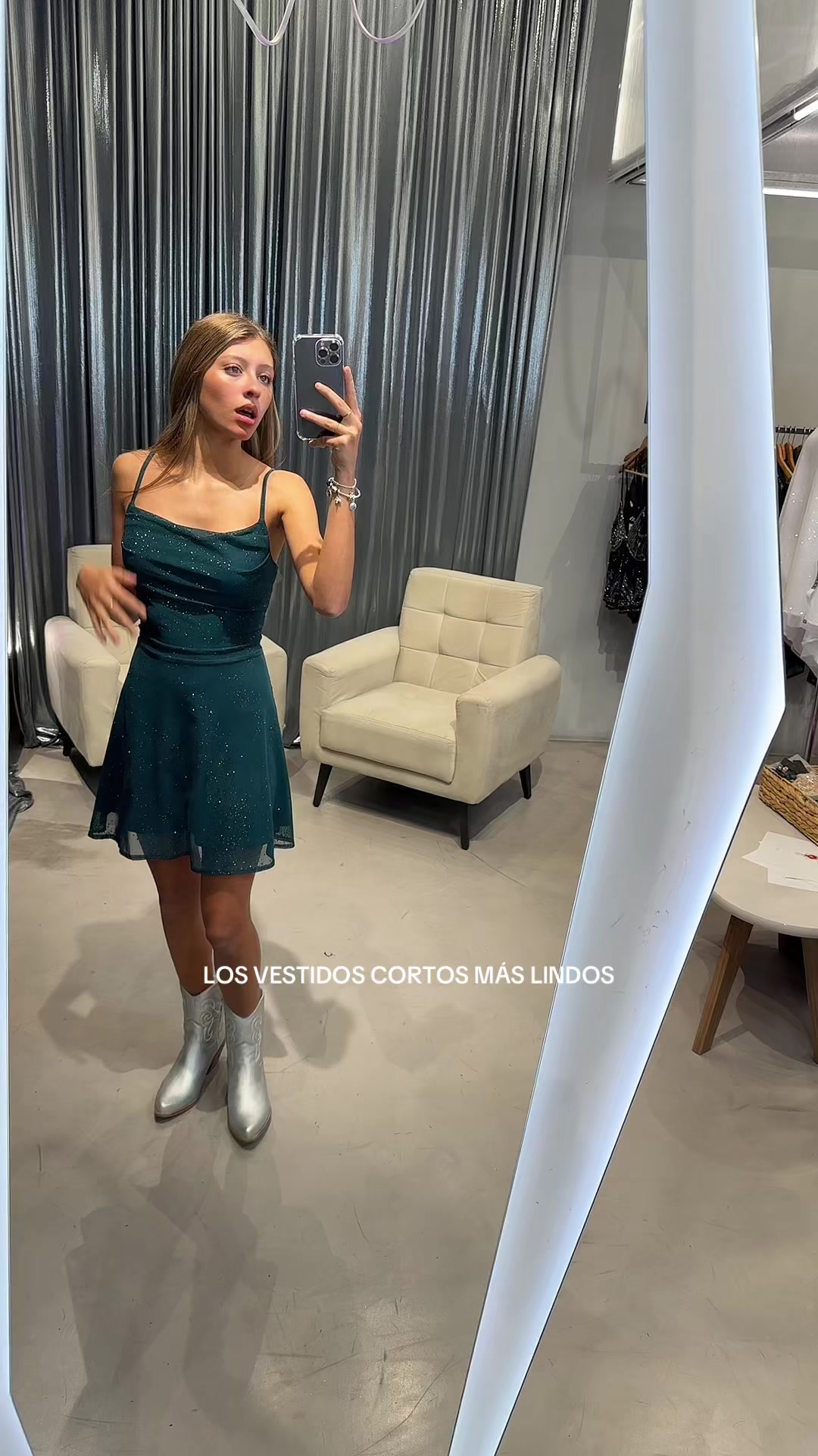 @AV