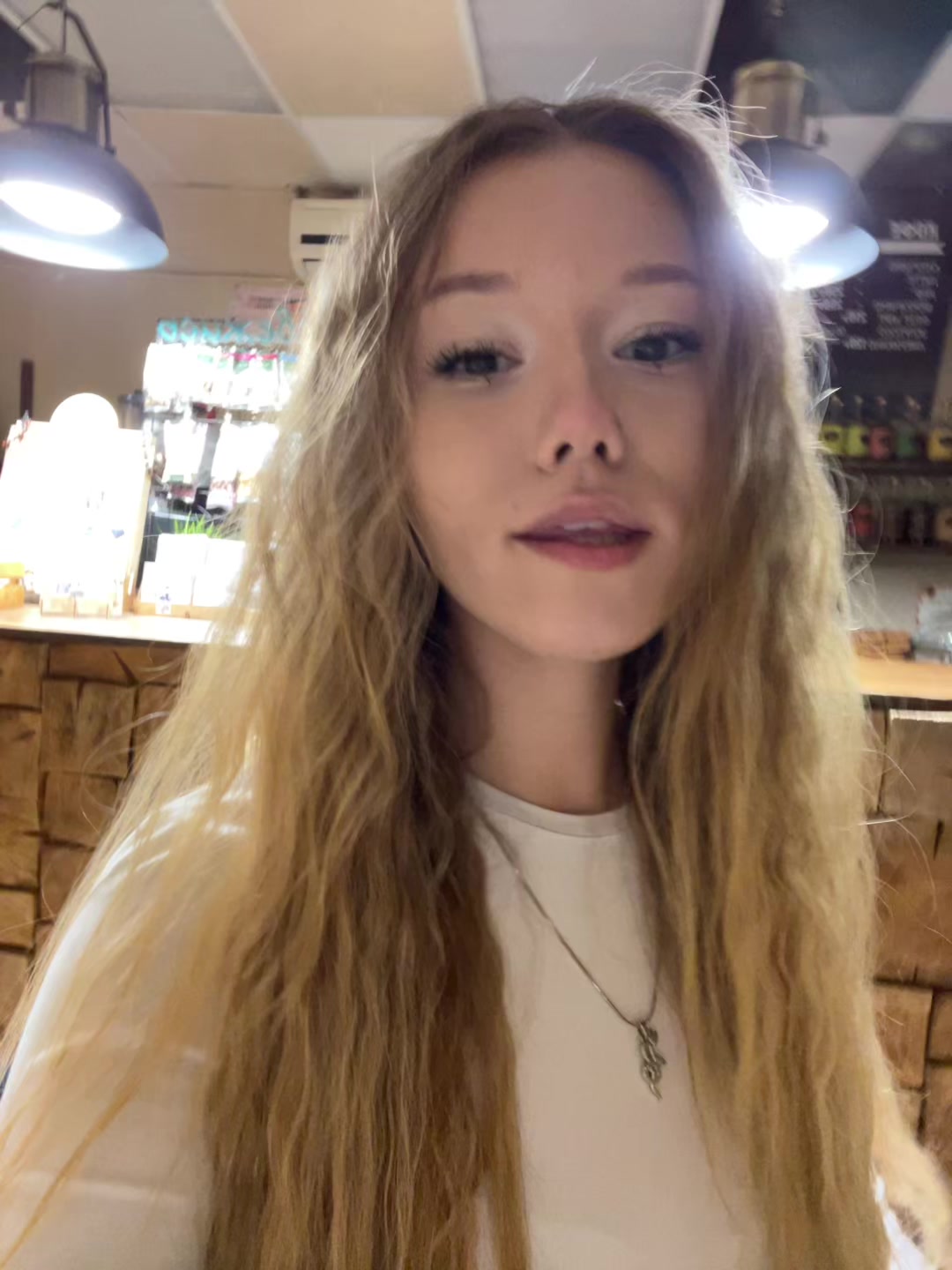 @👣👣