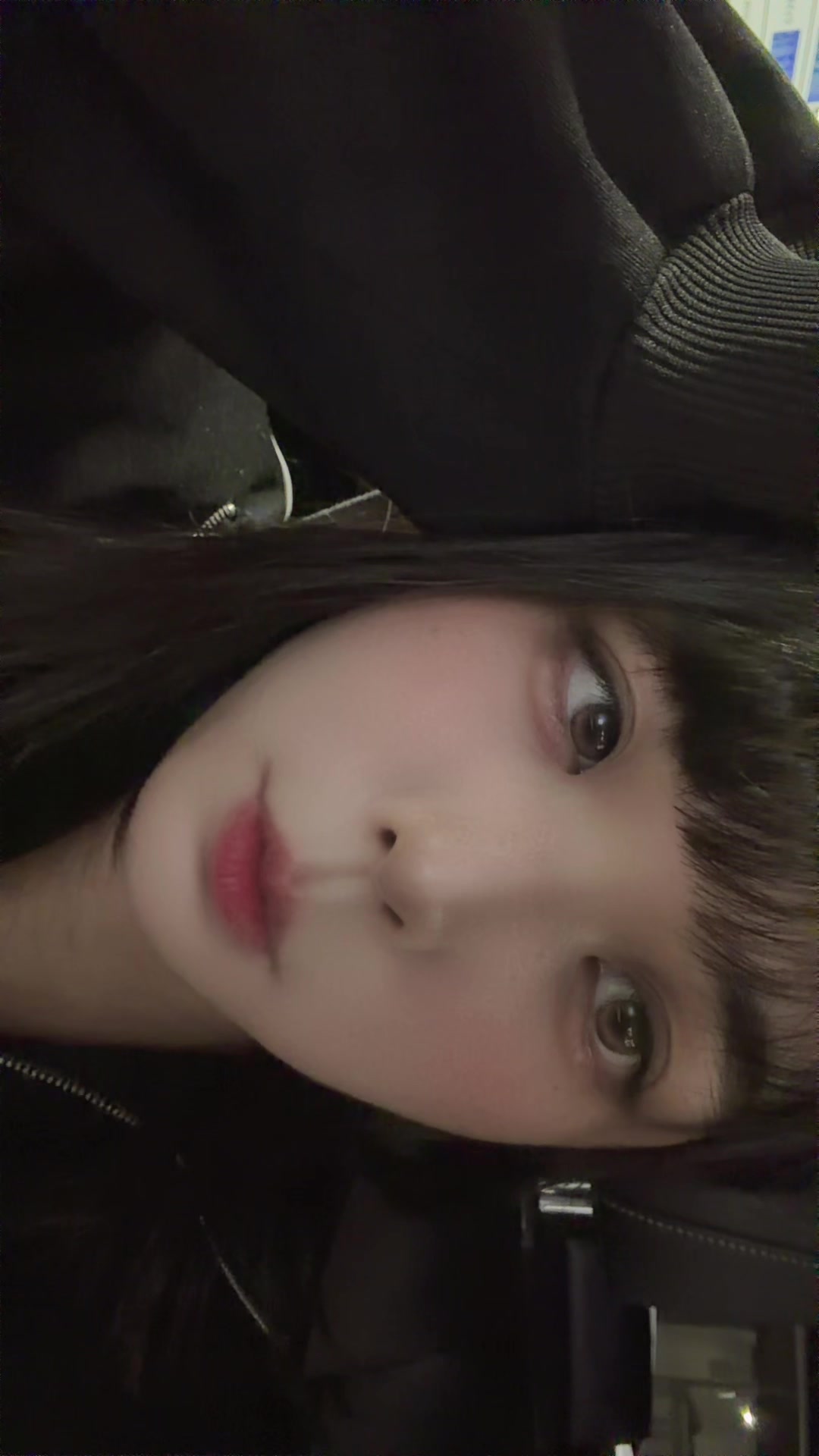 @りな