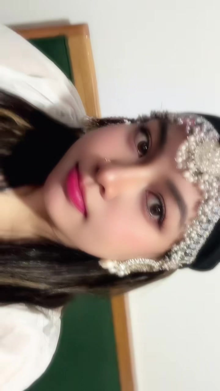 @Anjuuu👑
