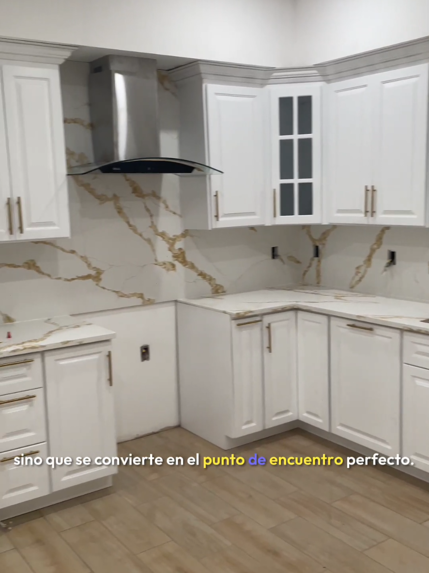 @Luxury Kitchens