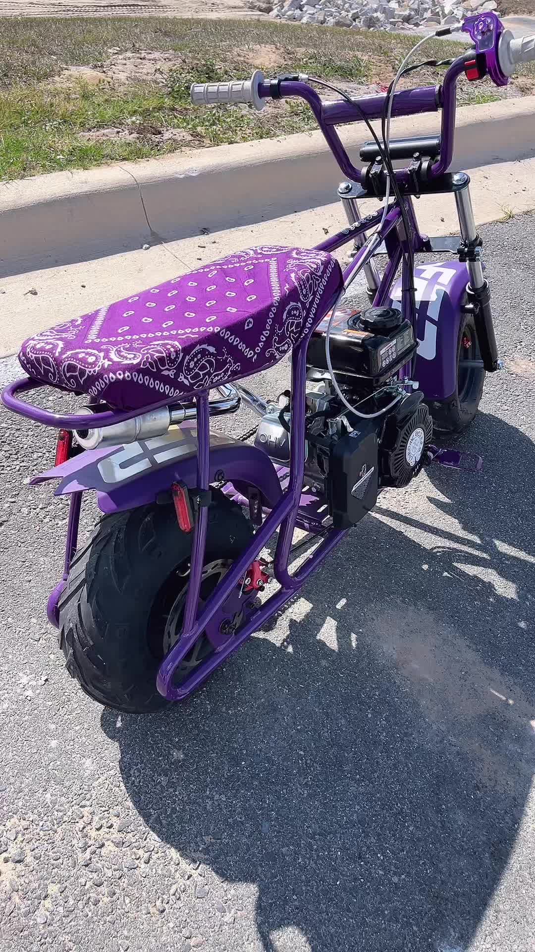 @𖣂