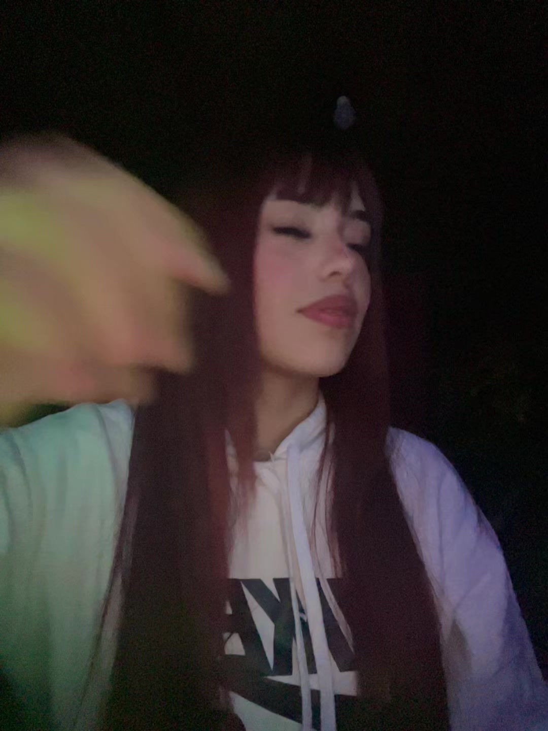 @Ludmi